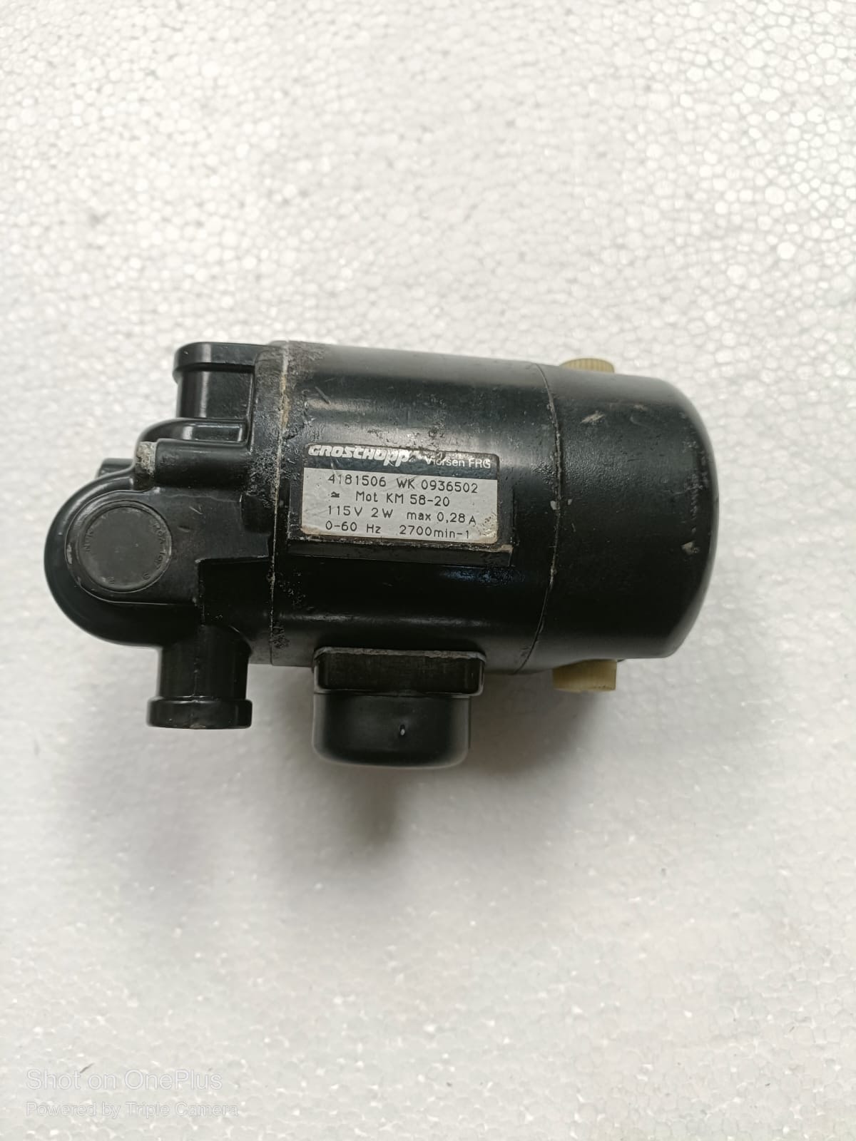 Croschopp electric motor assembly